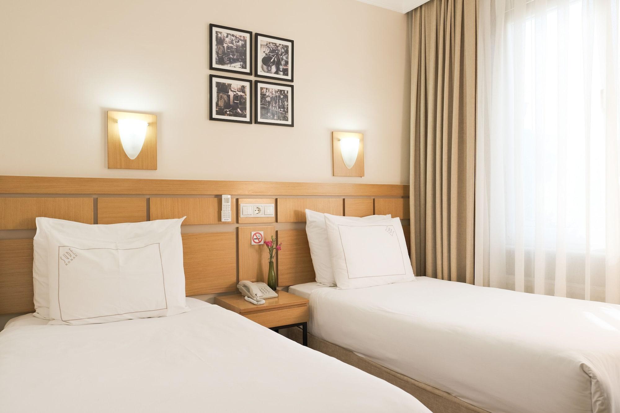 ซูเดโคนาค Hotel อิสตันบูล ภายนอก รูปภาพ