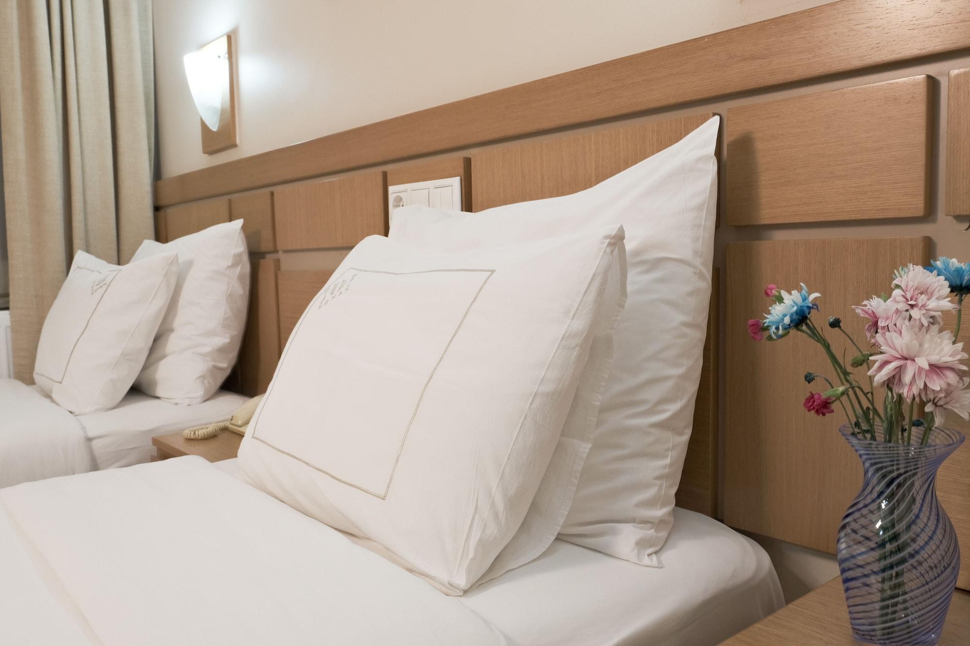 ซูเดโคนาค Hotel อิสตันบูล ภายนอก รูปภาพ
