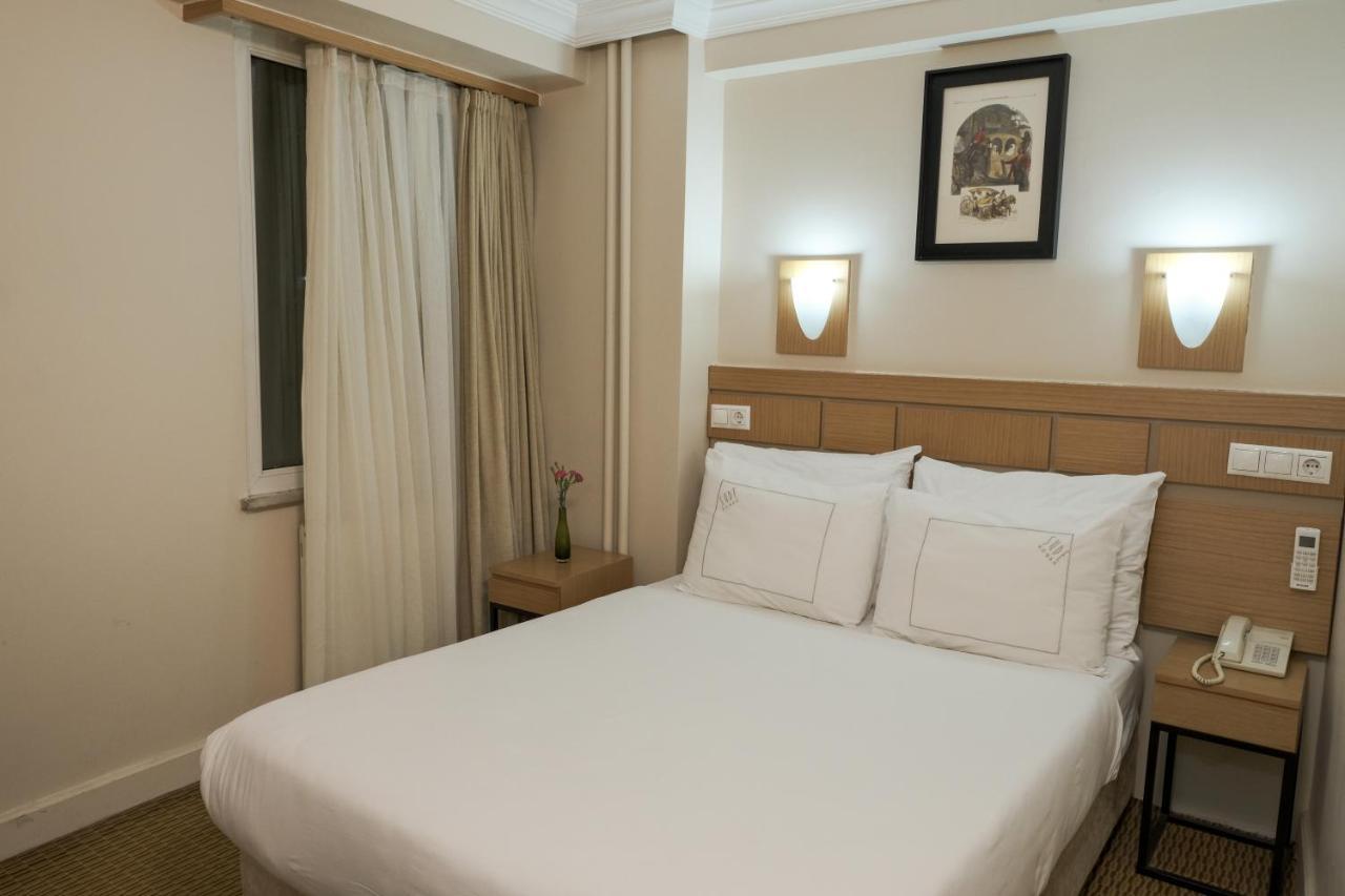 ซูเดโคนาค Hotel อิสตันบูล ภายนอก รูปภาพ